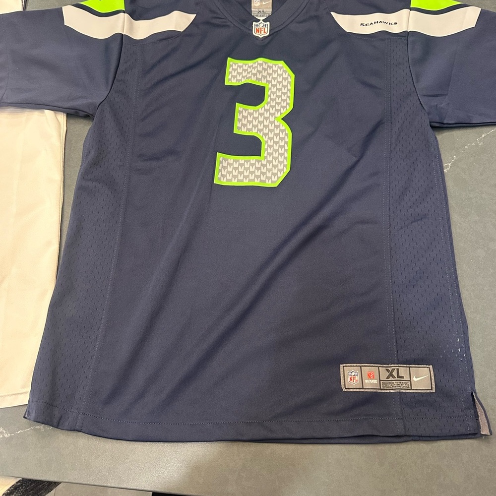 Russell Wilson Seahawks Nike Navy and Lime Green Youth XL Jersey